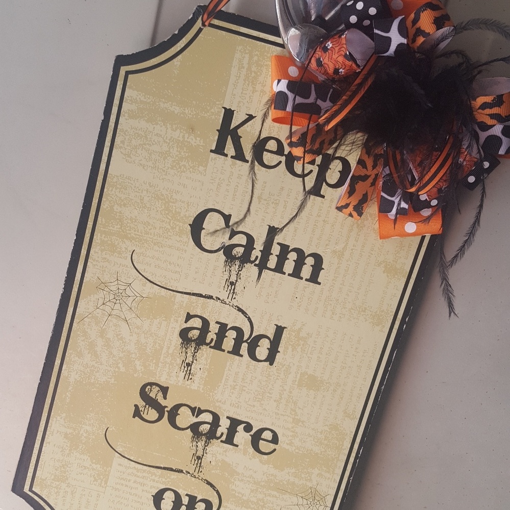 Door hanger sign